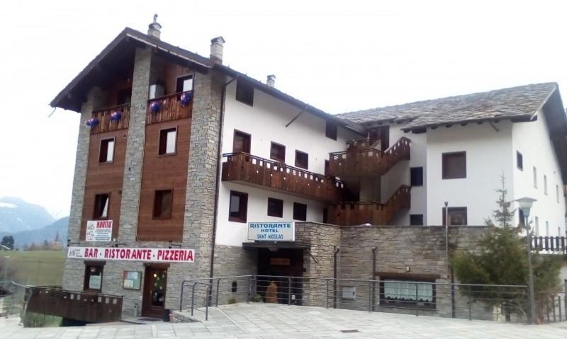Hotel, Bar & Bistrot Saint Nicolas Gran Paradiso ภายนอก รูปภาพ