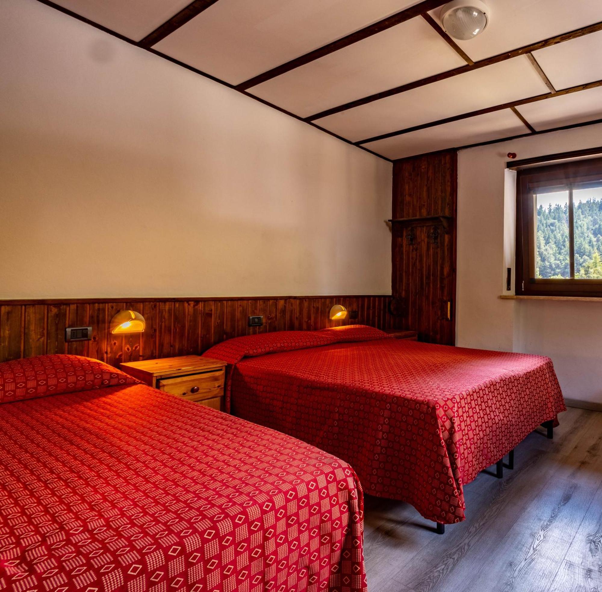 Hotel, Bar & Bistrot Saint Nicolas Gran Paradiso ภายนอก รูปภาพ